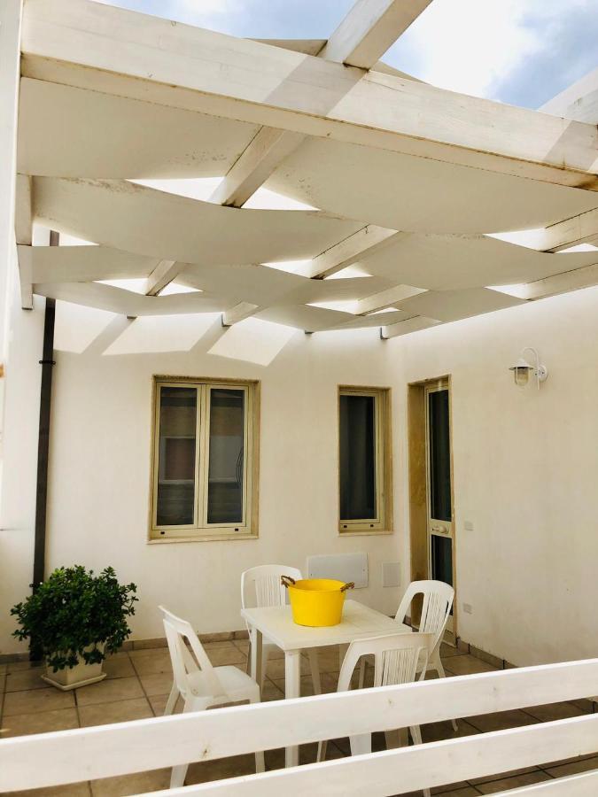 Bed and Breakfast La Rocca Scavata Rilievo Exterior foto
